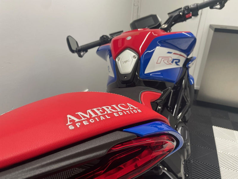 Load image into Gallery viewer, 2024 MV Agusta Dragster RR 'America' Limited Edition | SAVE $5670