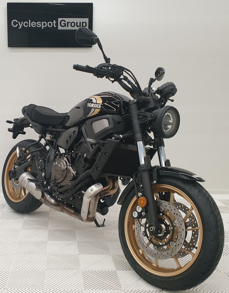 Load image into Gallery viewer, 2023 Yamaha XSR 700
