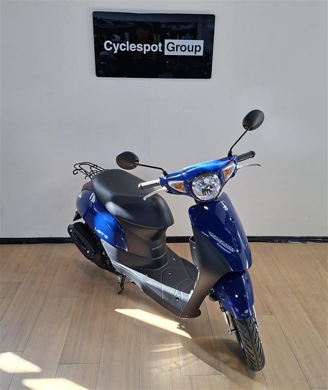 Load image into Gallery viewer, 2026 Suzuki UZ50 BLACK AND BLUE AVAILABLE!