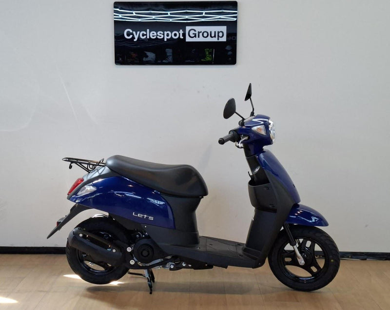 Load image into Gallery viewer, 2026 Suzuki UZ50 BLACK AND BLUE AVAILABLE!
