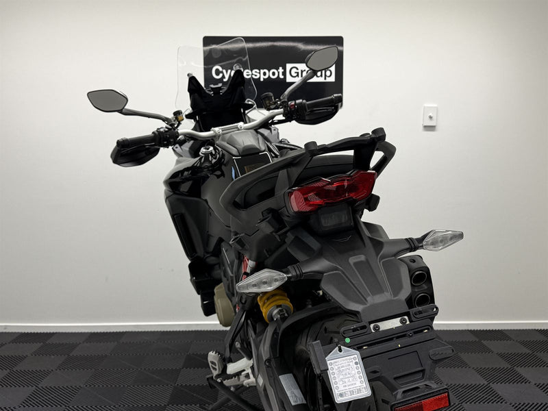 Load image into Gallery viewer, 2025 Ducati Multistrada 2025 V4S - TRAVEL & RADAR