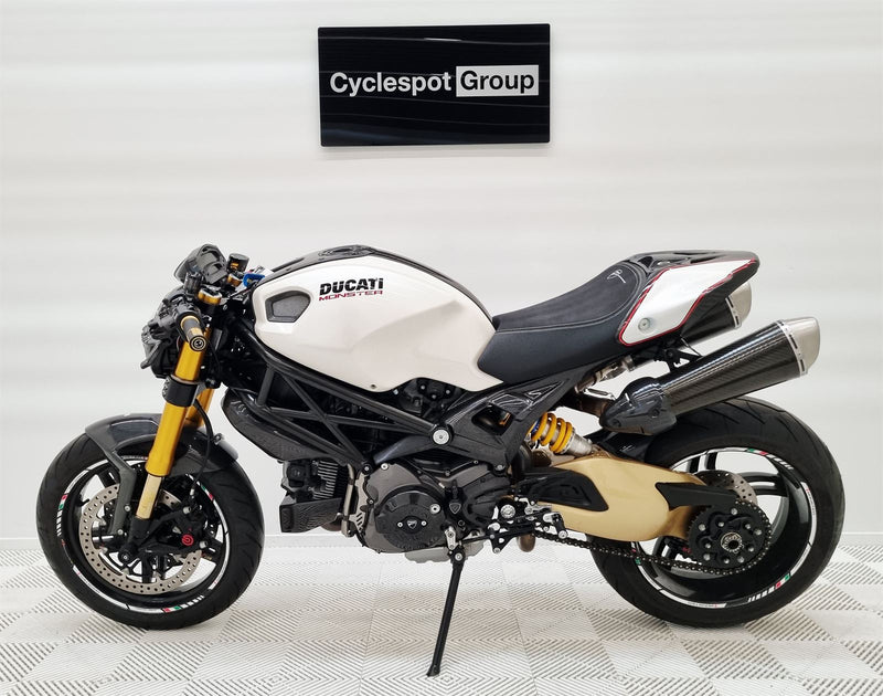 Load image into Gallery viewer, 2009 Ducati Monster OVER $20,000 IN EXTRAS