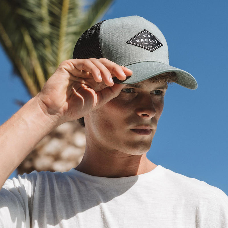 Load image into Gallery viewer, Oakley Fracture 2.0 Cap - Aviator Green
