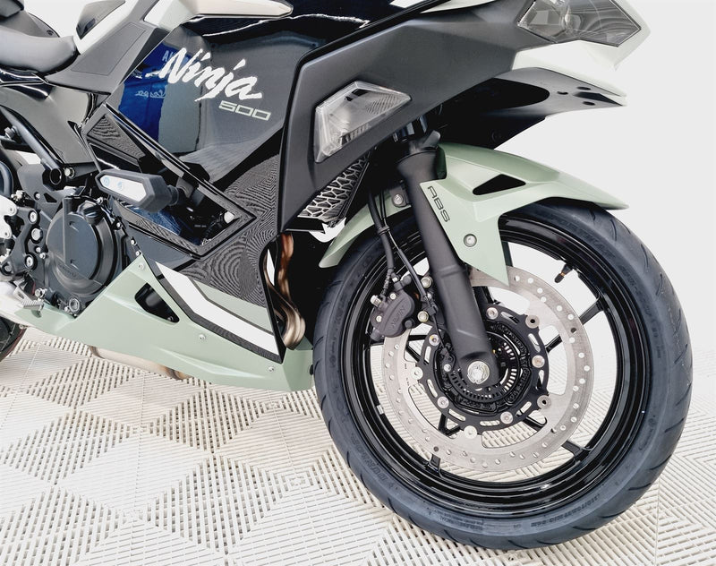Load image into Gallery viewer, 2026 Kawasaki EX 500 Ninja SE (LAMS) - White
