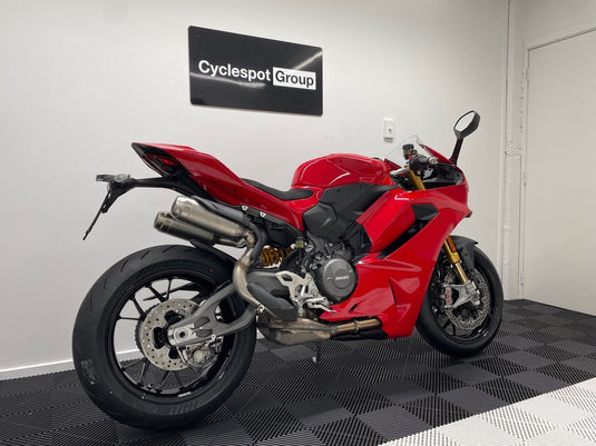 2026 Ducati Panigale V2S