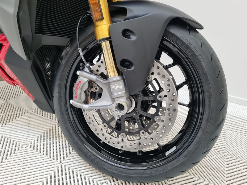 Load image into Gallery viewer, 2026 Ducati Street Fighter V2S
