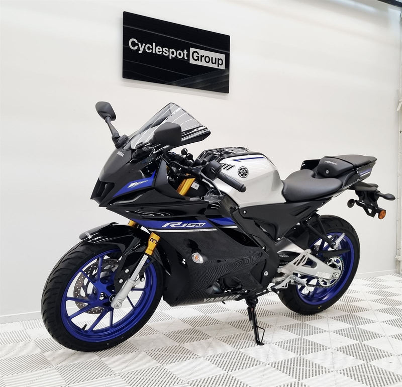 Load image into Gallery viewer, 2026 Yamaha R 15M LAMS
