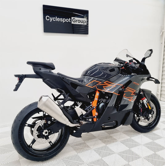 2026 KTM RC 990R