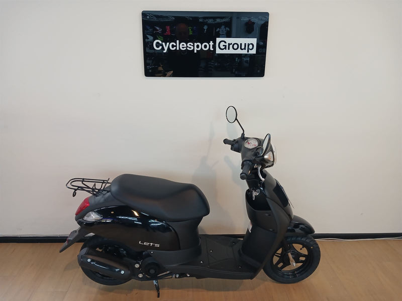 Load image into Gallery viewer, 2026 Suzuki UZ50 BLACK AND BLUE AVAILABLE!
