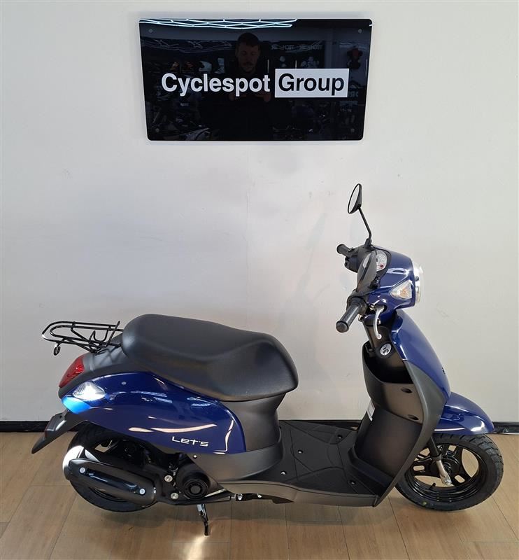 Load image into Gallery viewer, 2026 Suzuki UZ50 BLACK AND BLUE AVAILABLE!
