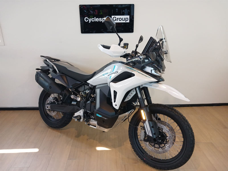 Load image into Gallery viewer, 2026 CFMOTO 1000 MT-X Low Seat
