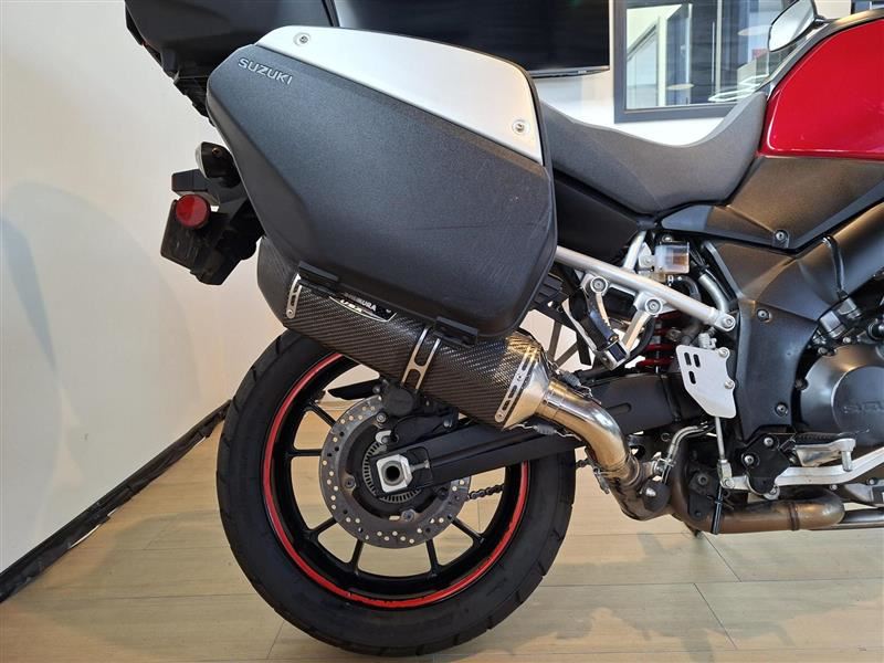 Load image into Gallery viewer, 2015 Suzuki V-Strom 1000
