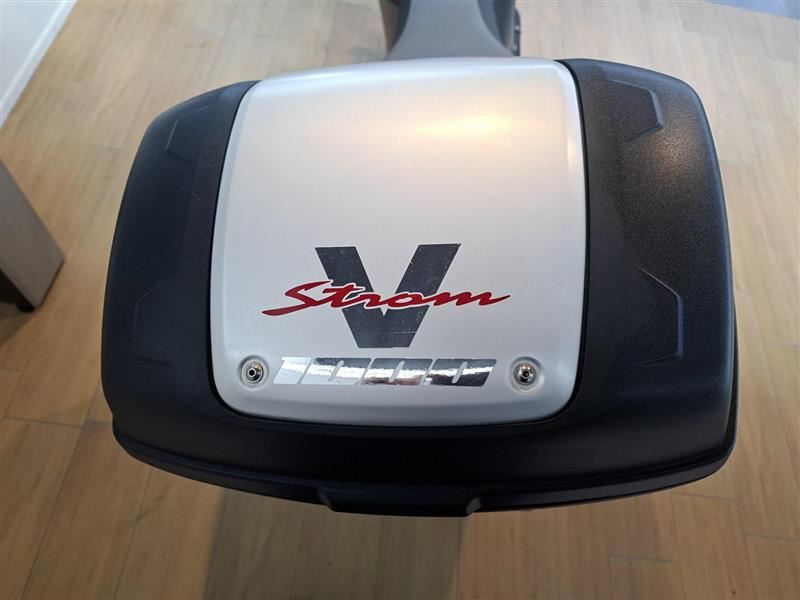 Load image into Gallery viewer, 2015 Suzuki V-Strom 1000

