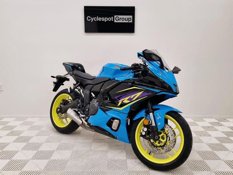 Load image into Gallery viewer, 2026 Yamaha R7 High Output
