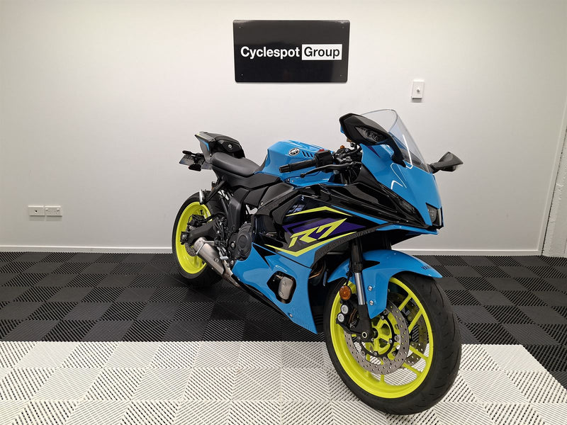 Load image into Gallery viewer, 2026 Yamaha R 7
