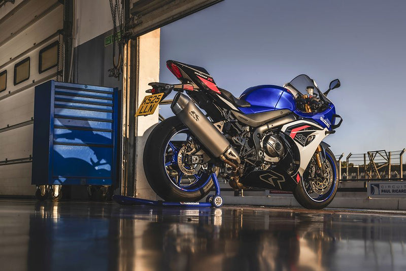 Load image into Gallery viewer, 2027 Suzuki GSX-R 1000 R 40th Anniversary Edition - Pearl Vigor Blue/Pearl Tech White
