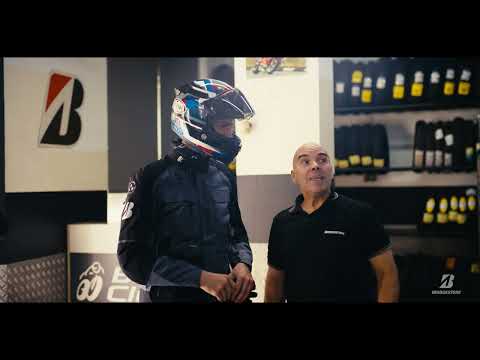 Load and play video in Gallery viewer, Bridgestone Battlax T33 120/70ZR19 Front Sport Touring Tyre (60W)
